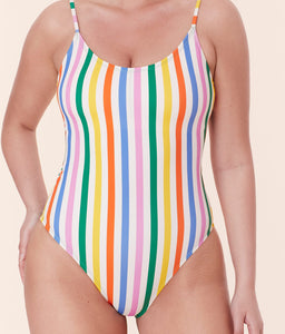 Close-up of Andie Swim’s Rainbow Stripe Amalfi One Piece highlighting its compressive fabric and sleek silhouette.