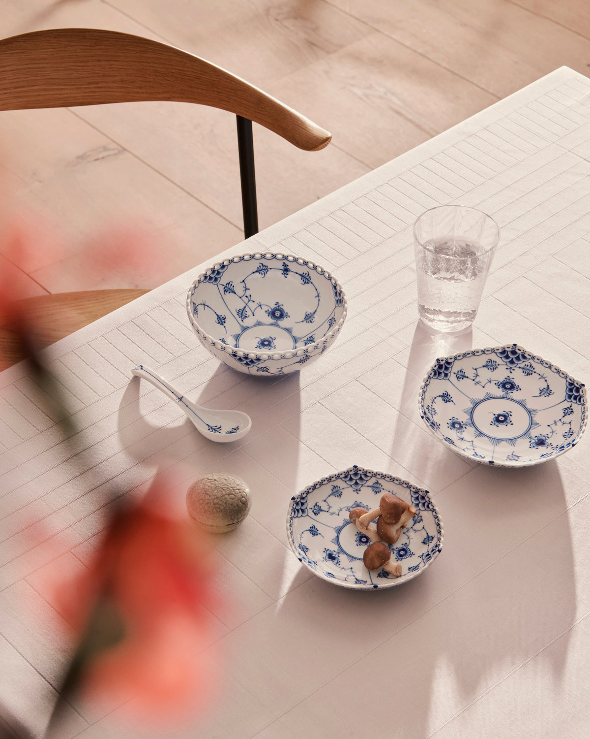 Blue Fluted Full Lace Bowl