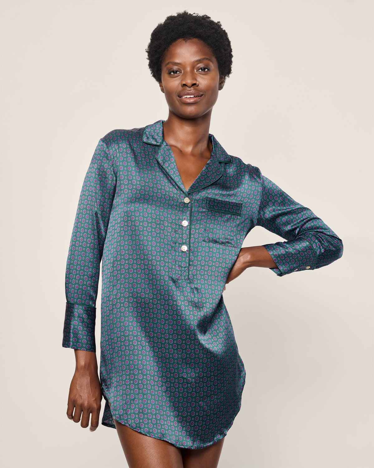 Women’s Silk Nightshirt in Emerald Foulard