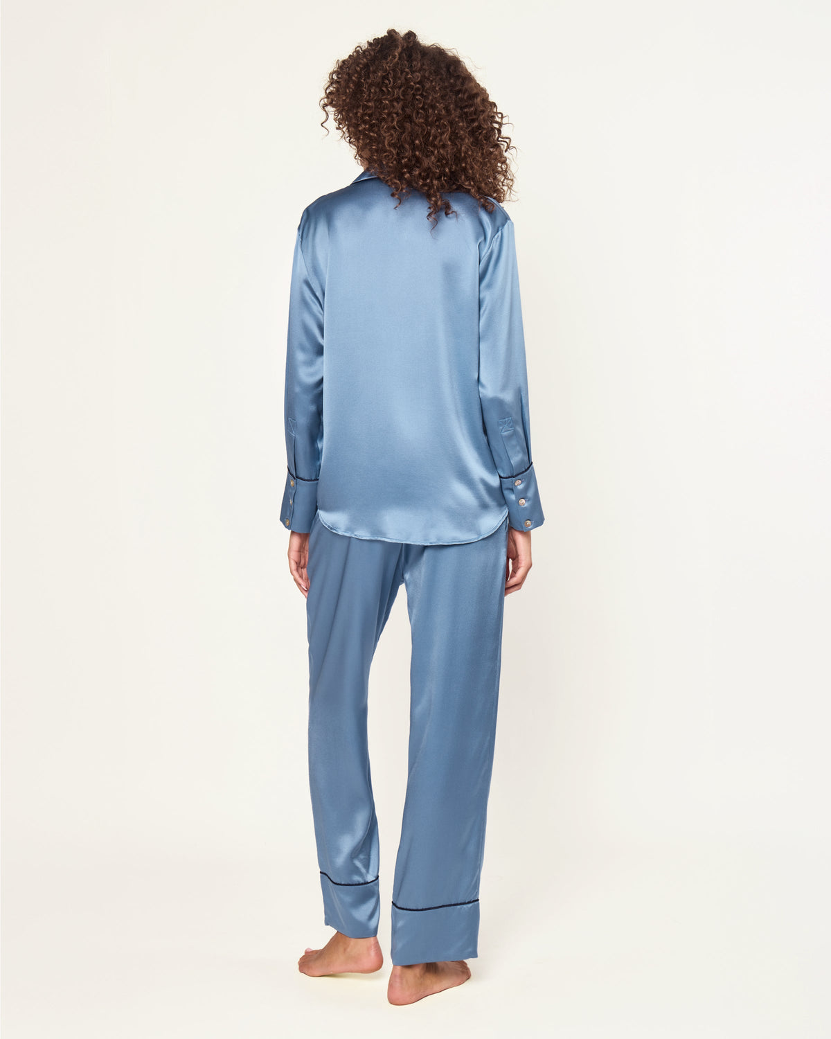 Women’s Silk Pajama Set in Mystique Blue