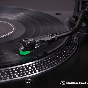 Direct-Drive Turntable in Black
