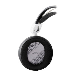 High-Fidelity Closed-Back Wired Gaming Headset in White