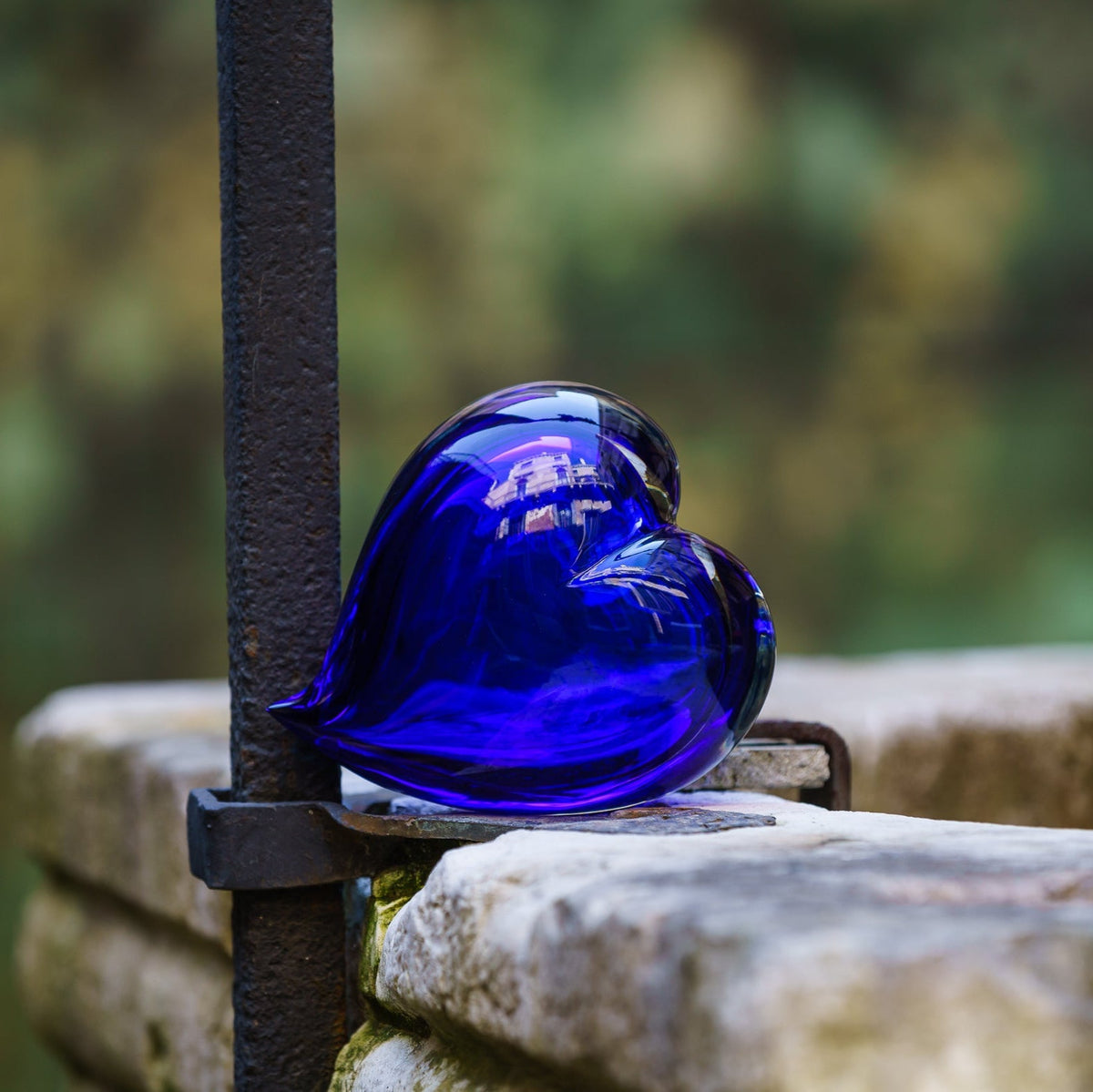 Amore Glass Heart in Blue