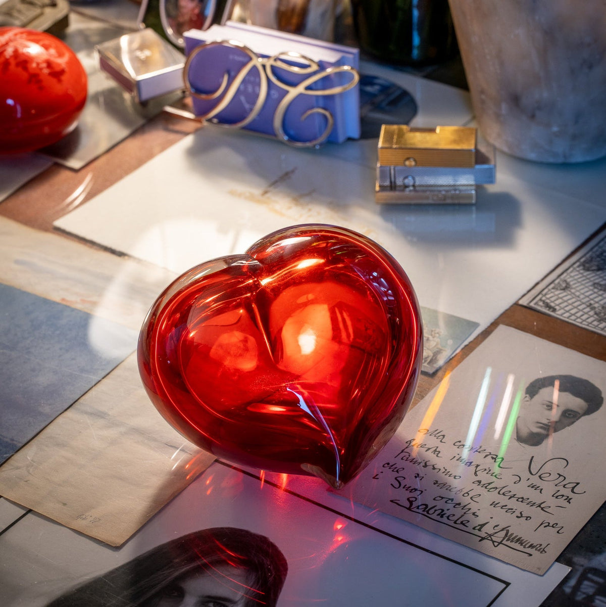 Amore Glass Heart in Red