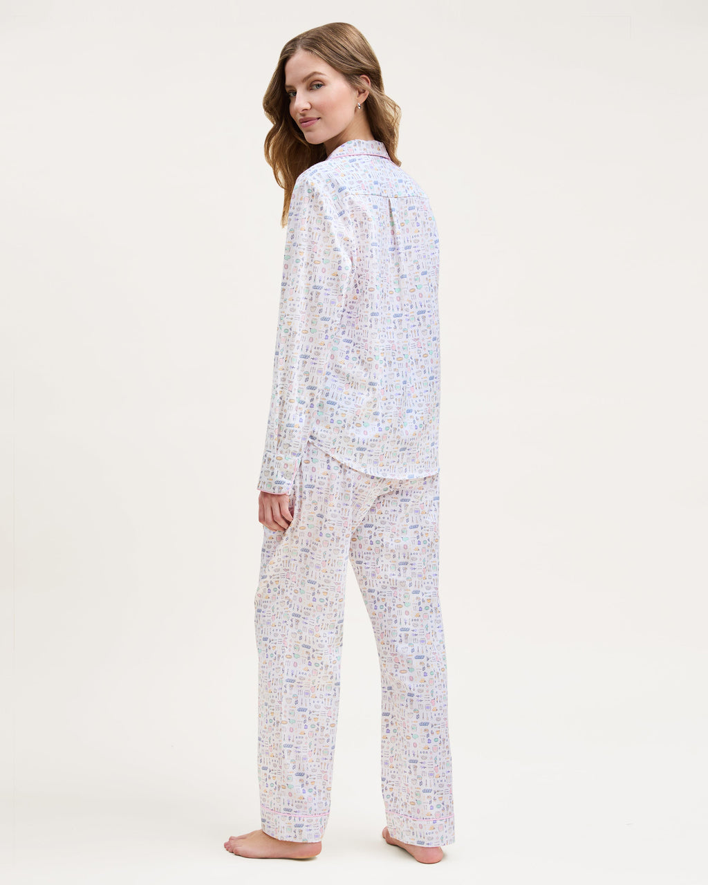 Women’s Twill Pajama Set in Baking Spirits Bright