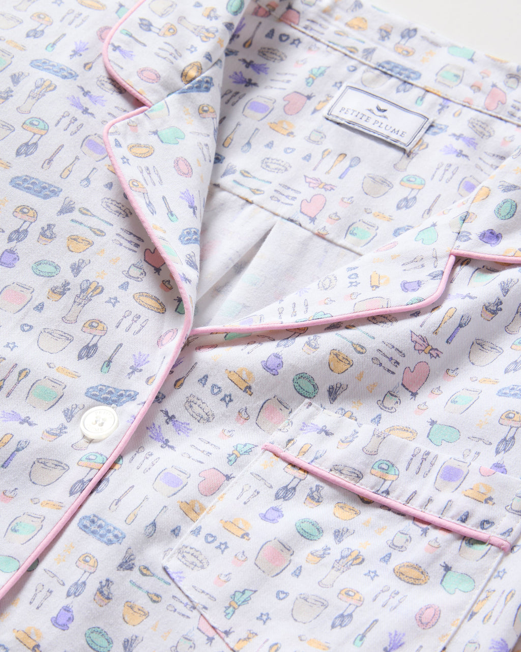 Women’s Twill Pajama Set in Baking Spirits Bright