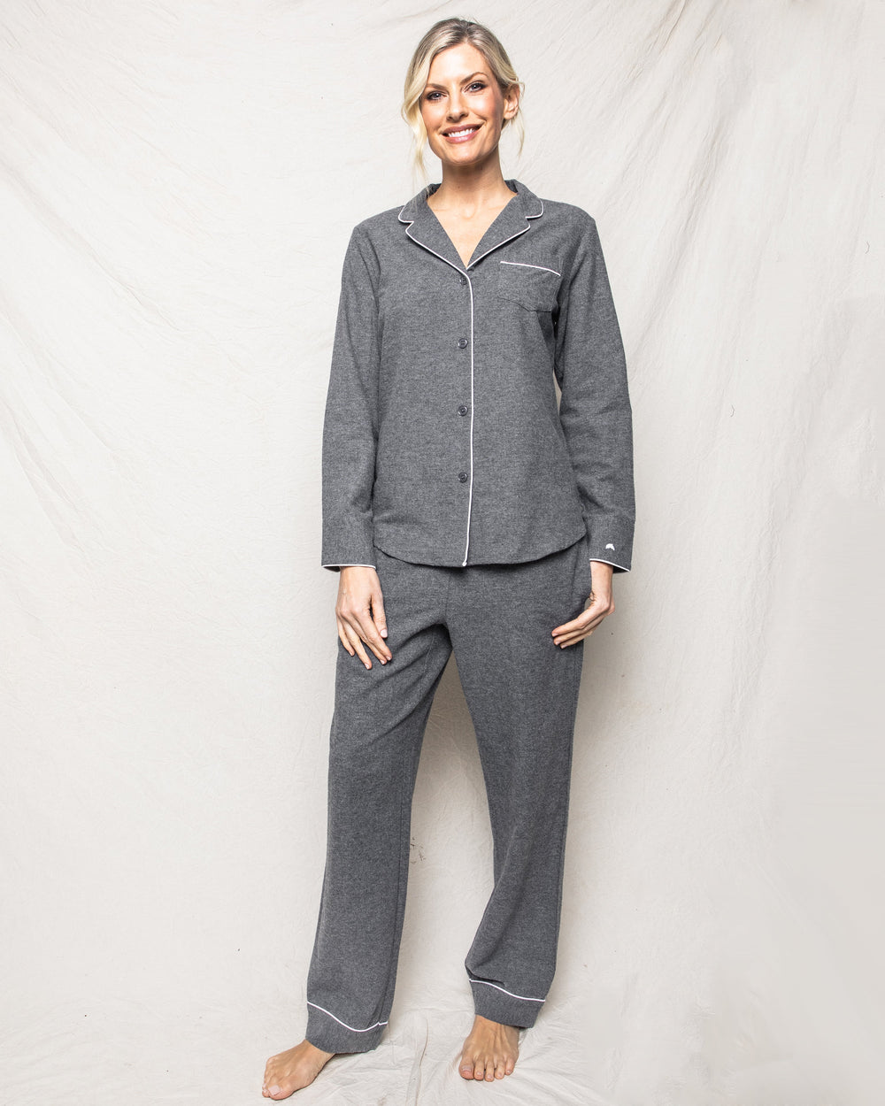 Women’s Flannel Pajama Set in Grey