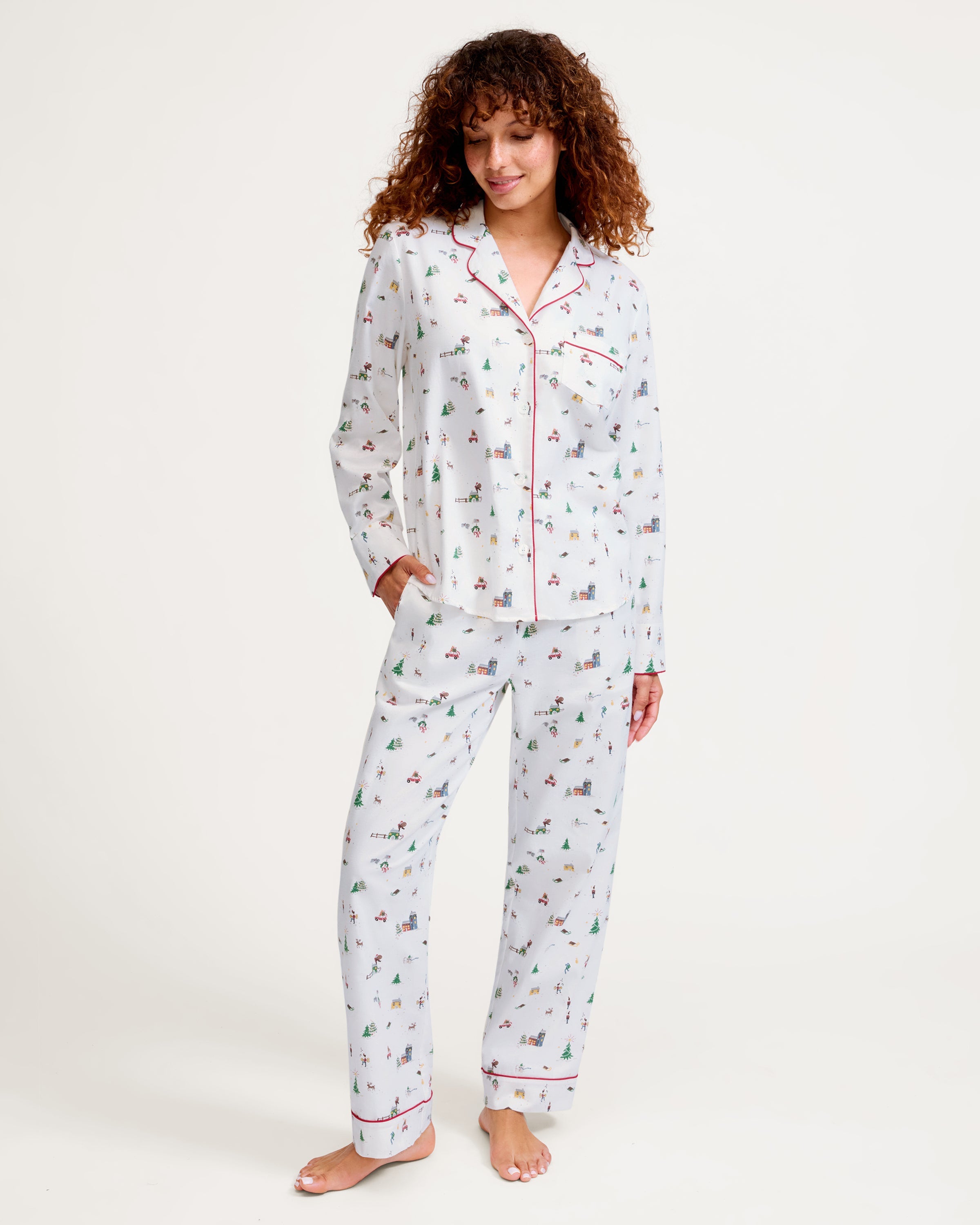 Women’s Twill Pajama Set in Holiday Town