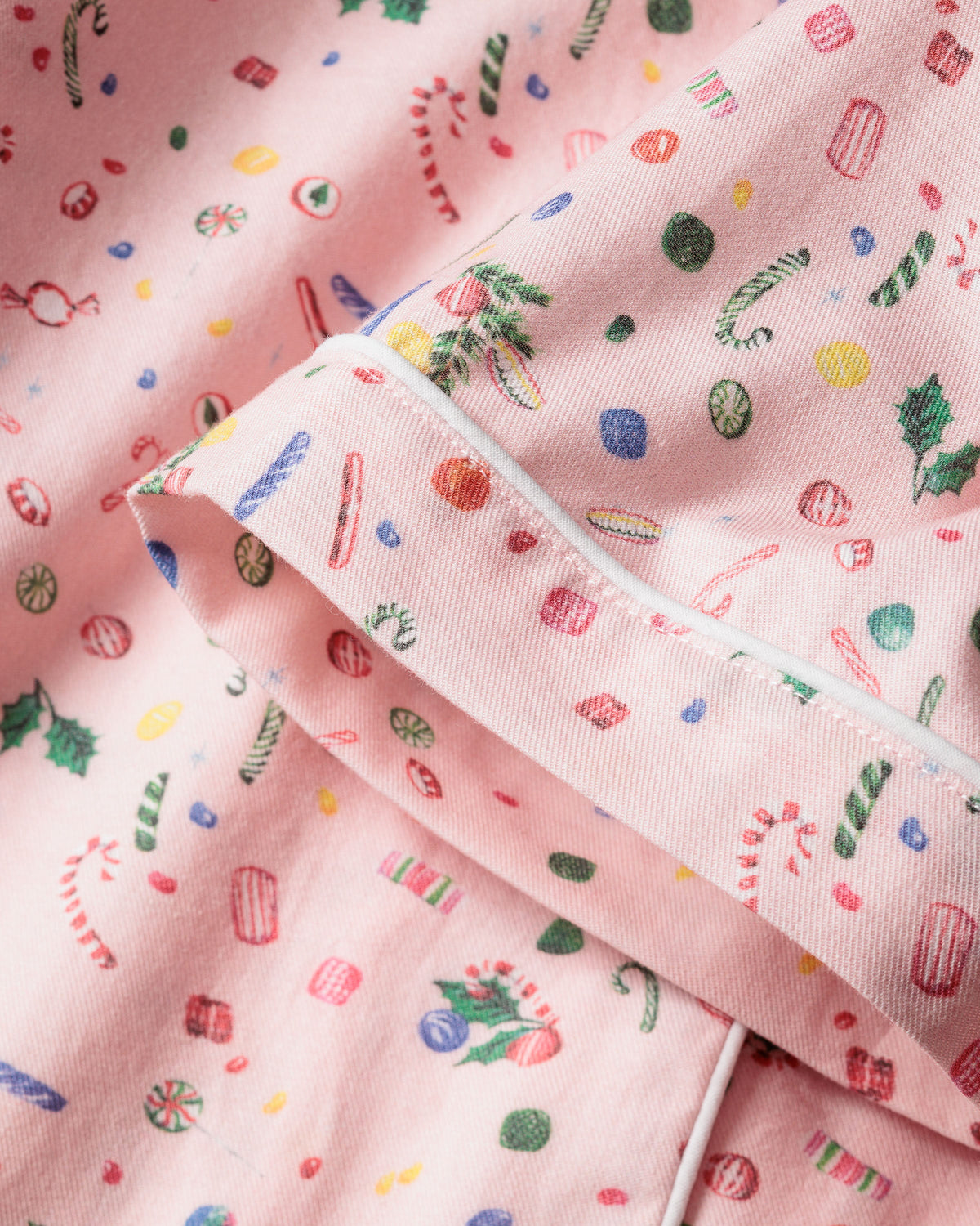 Women’s Twill Short Sleeve Short Set in Vintage Sweets
