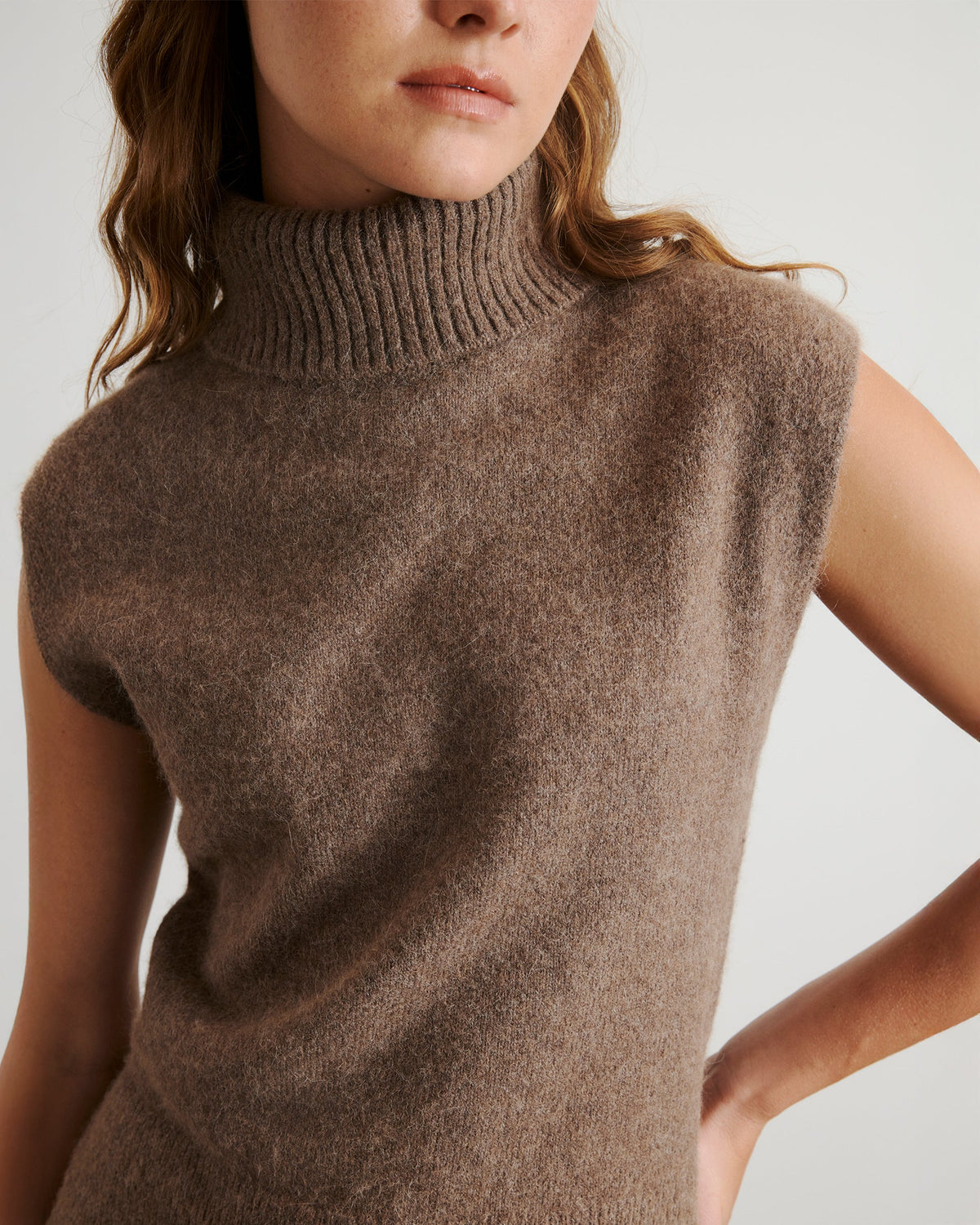 Aaron Sweater Vest in Walnut