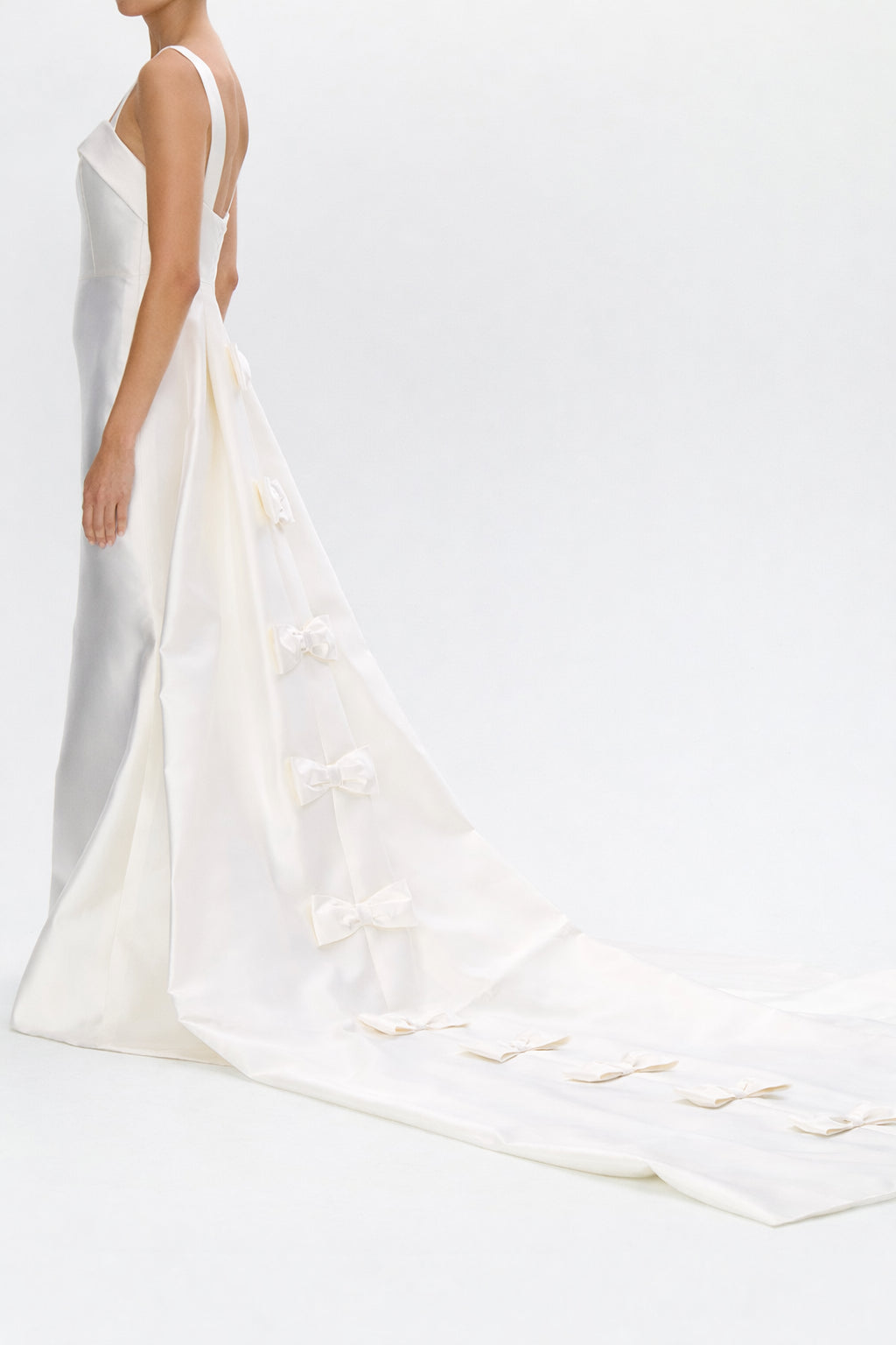 Romina Silk and Wool Mermaid Gown with Detachable Bow Train