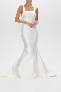 Romina Silk and Wool Mermaid Gown with Detachable Bow Train
