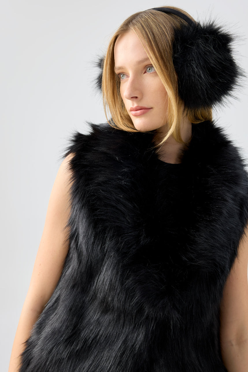 All Ears Earmuffs in Black