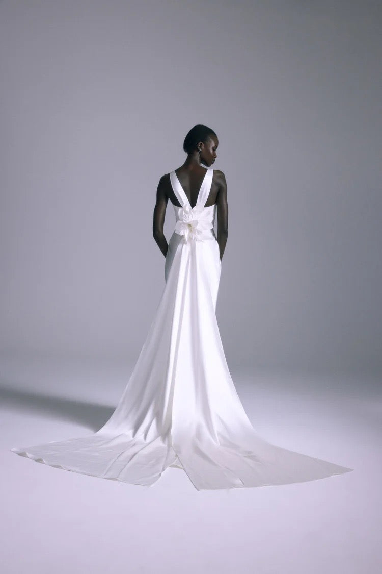 Aoki Gown
