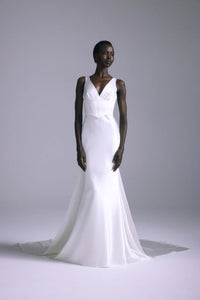 Aoki Gown