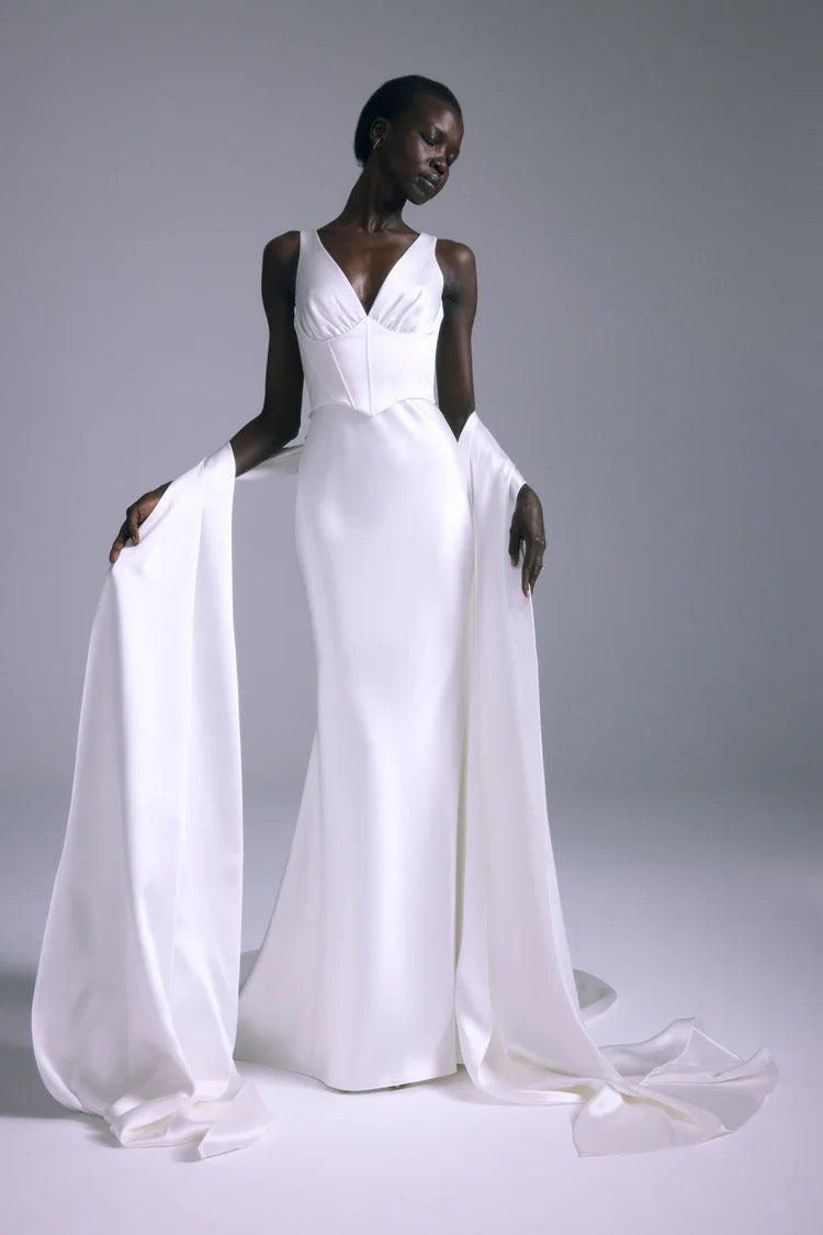 Aoki Gown