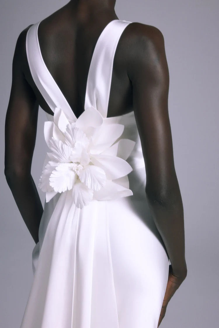 Aoki Gown