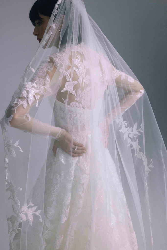 Amsale veil hot sale