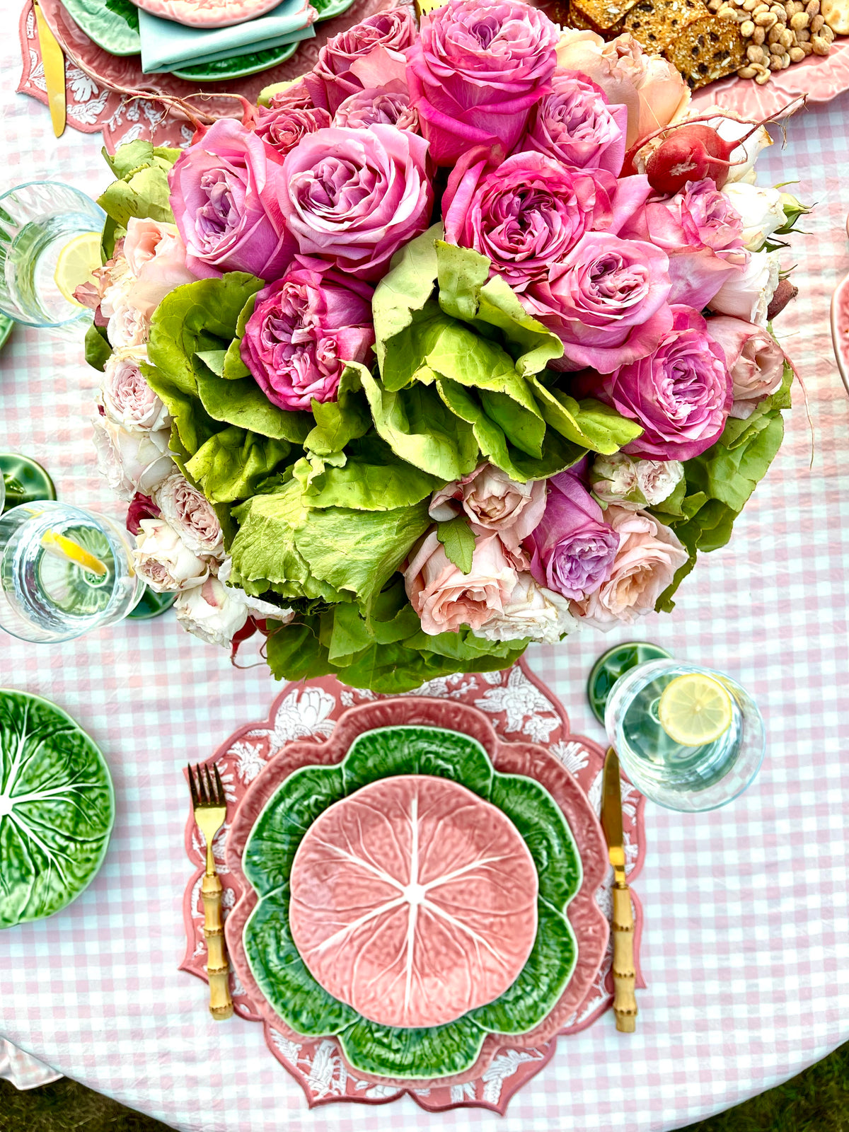 Cabbage Dessert Plate in Pink