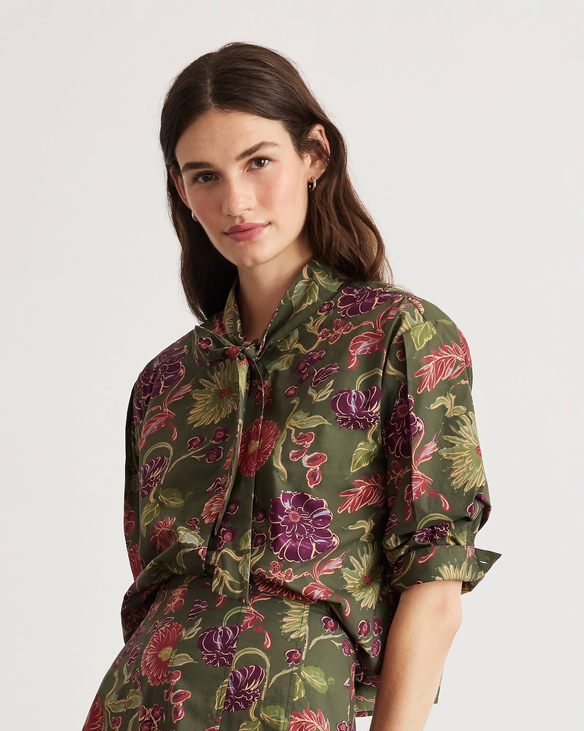 Anna Top in Army Multi