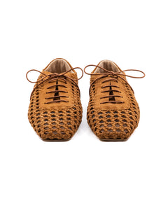 Antonia Suede Oxford in Camel