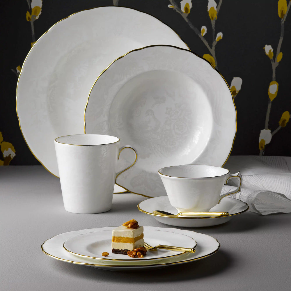 Aves Dinnerware in Pearl
