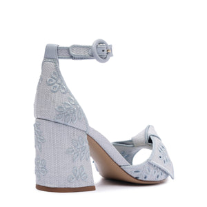 Maxi Clarita Embroidery 75 in Serene Blue