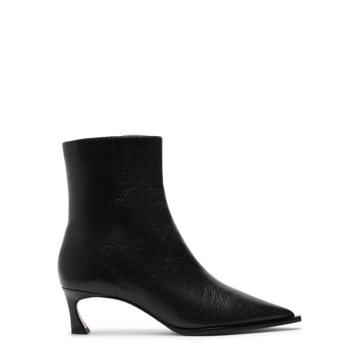 Myra 50 in Black