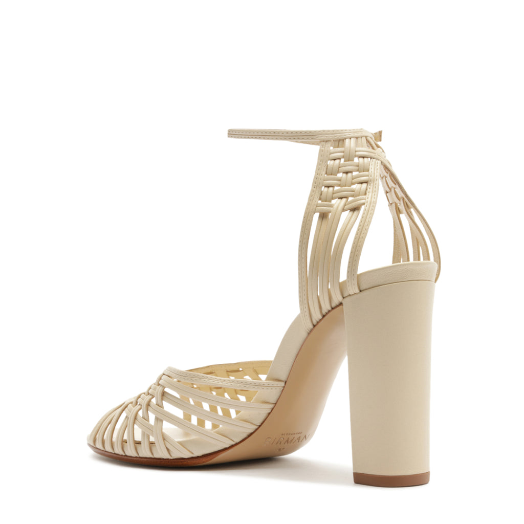 Lilian 90 in Eggshell