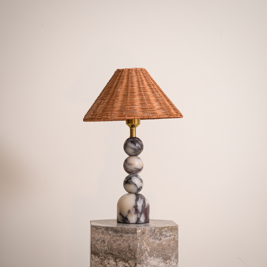 Bassa Lamp
