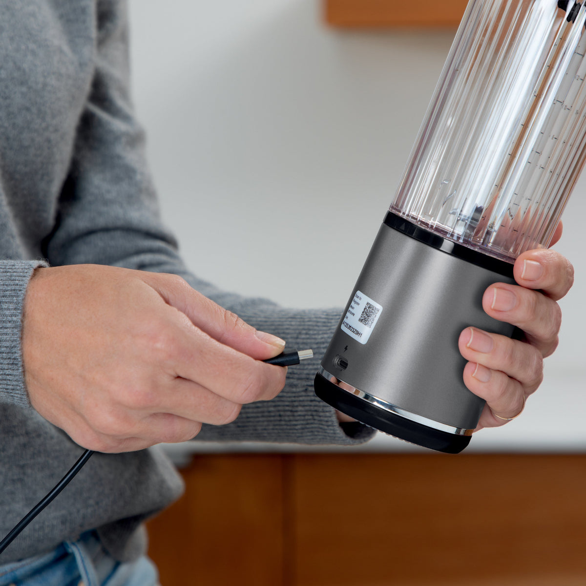 Blast Portable Cordless Blender in Black