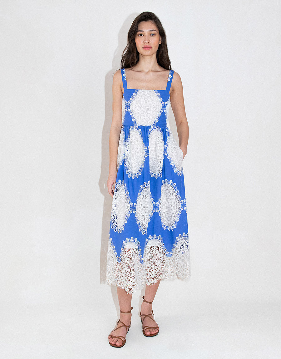 Ninet Lace Midi Dress in Blue/White