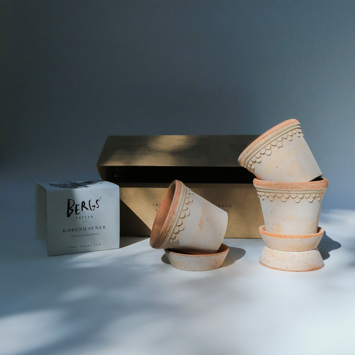 Bergs Terracotta Mini Planters & Saucers (Set of 3)