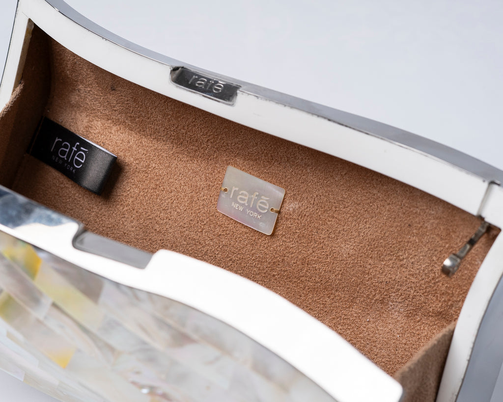 Bilbao Clutch in White