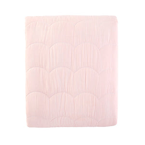 Blush Scallop Quilt Bedding