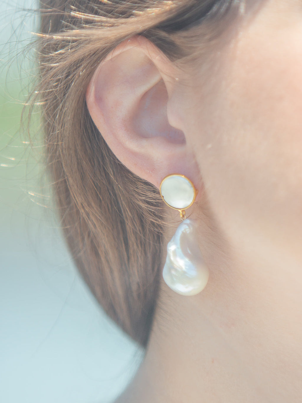 Bobbie Earrings in White