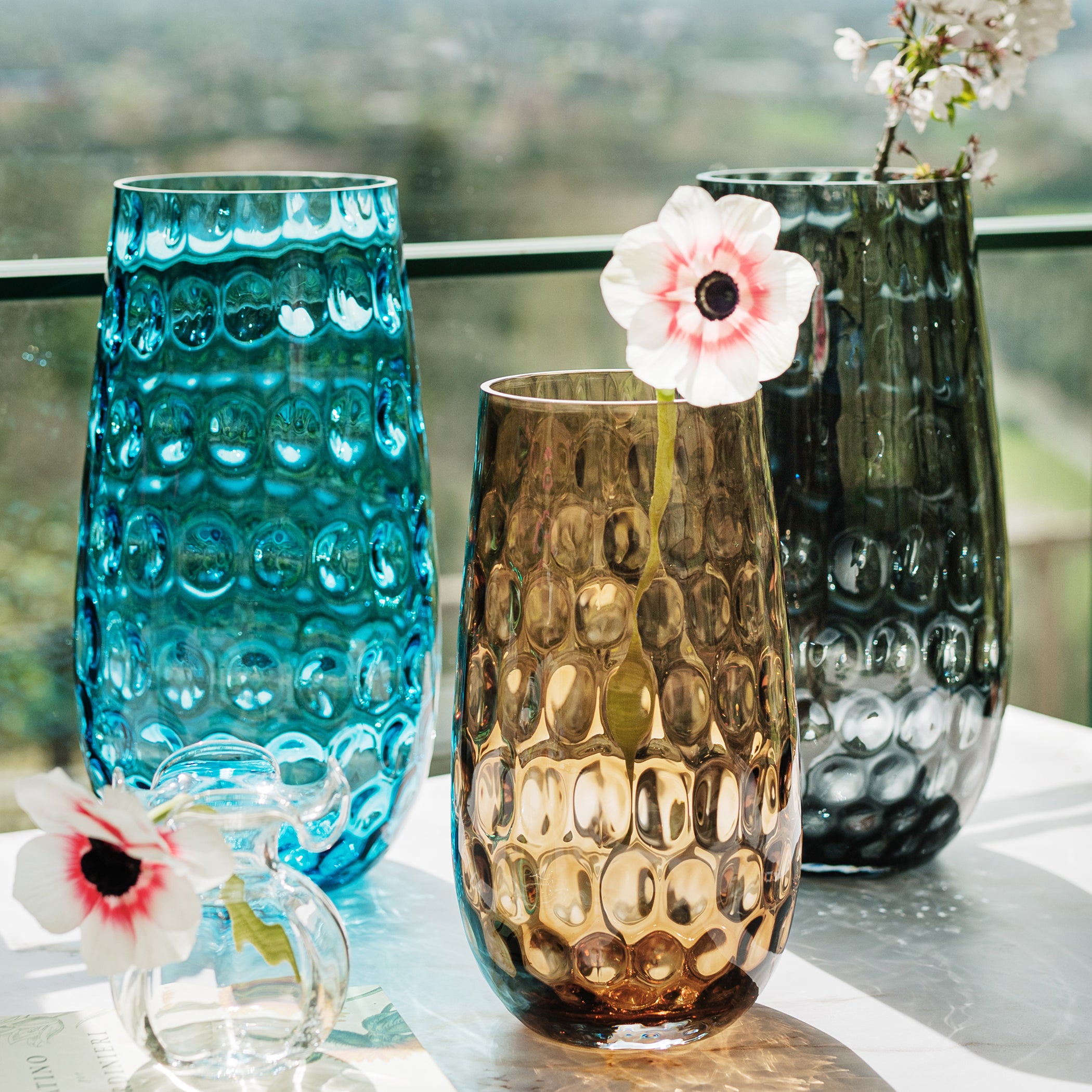 Bolla Glass Small Pebbled Vase in Tortoise