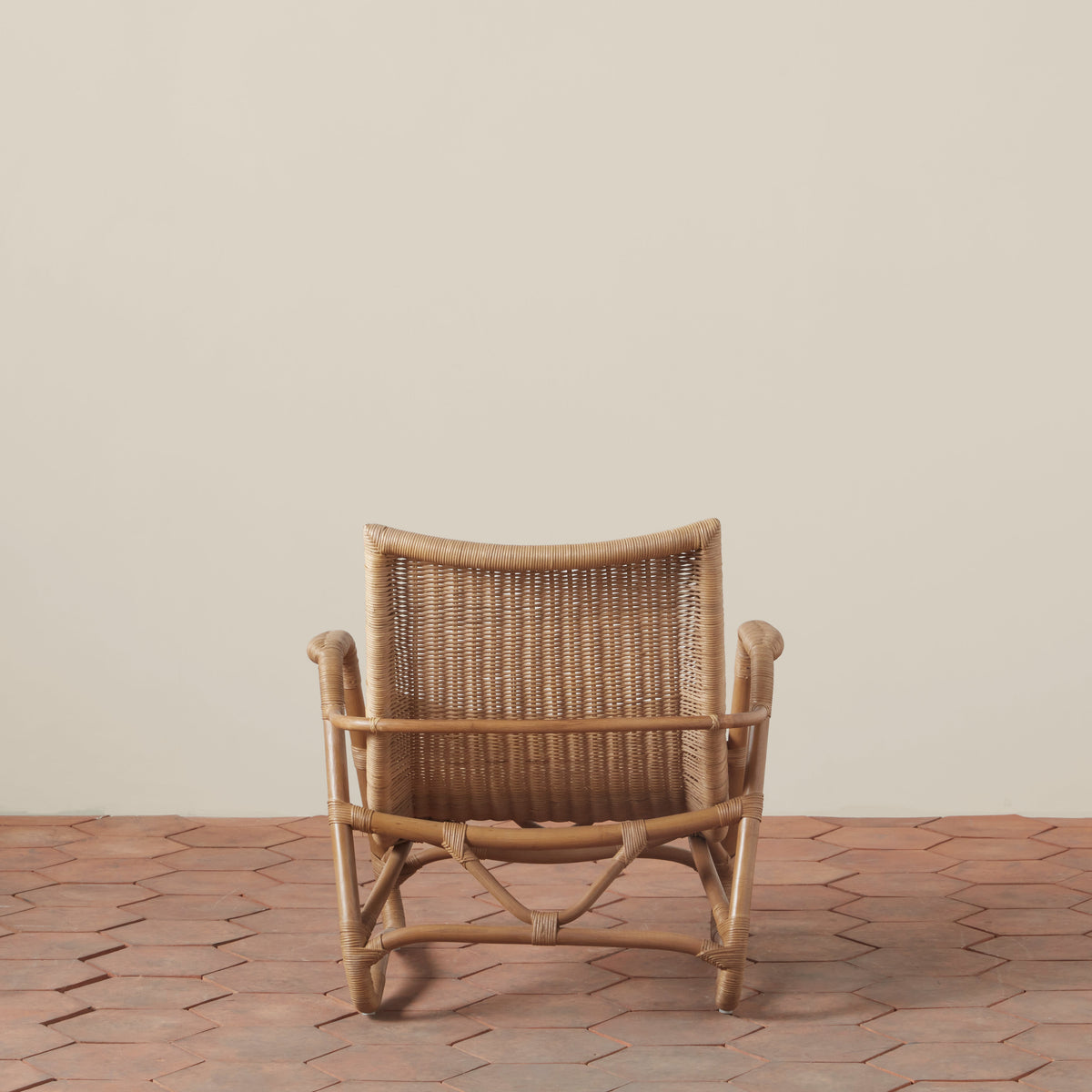 bodega wicker lounge chair back