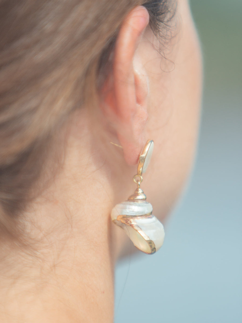 Bowen Earrings in White