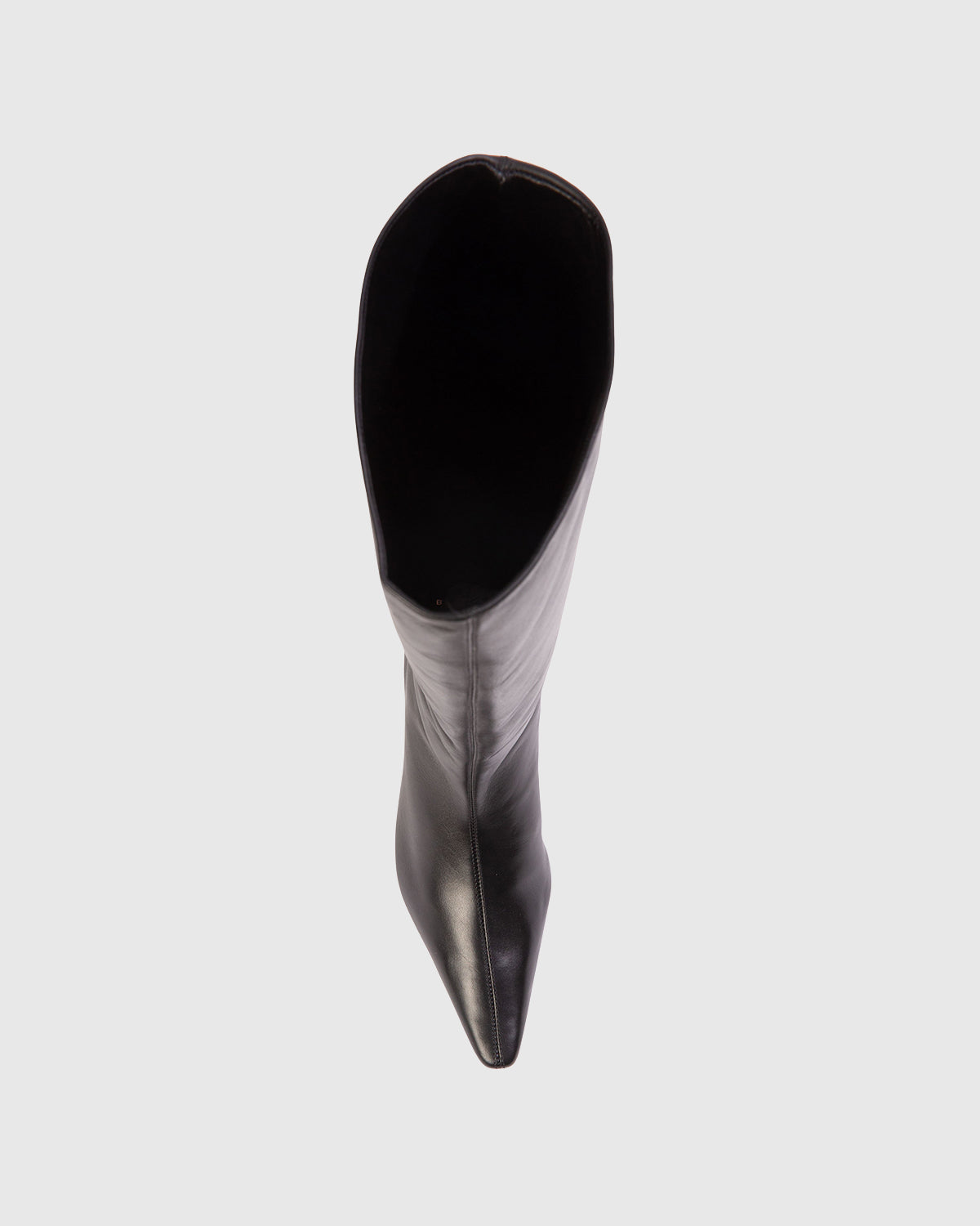 Sutton 50 in Black leather