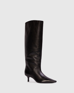 Sutton 50 in Black leather