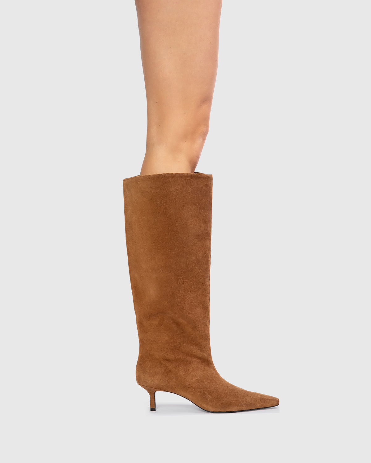 Sutton 50 in Caramel Suede