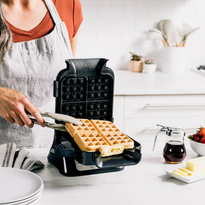 Belgian Waffle Maker PRO NeverStick