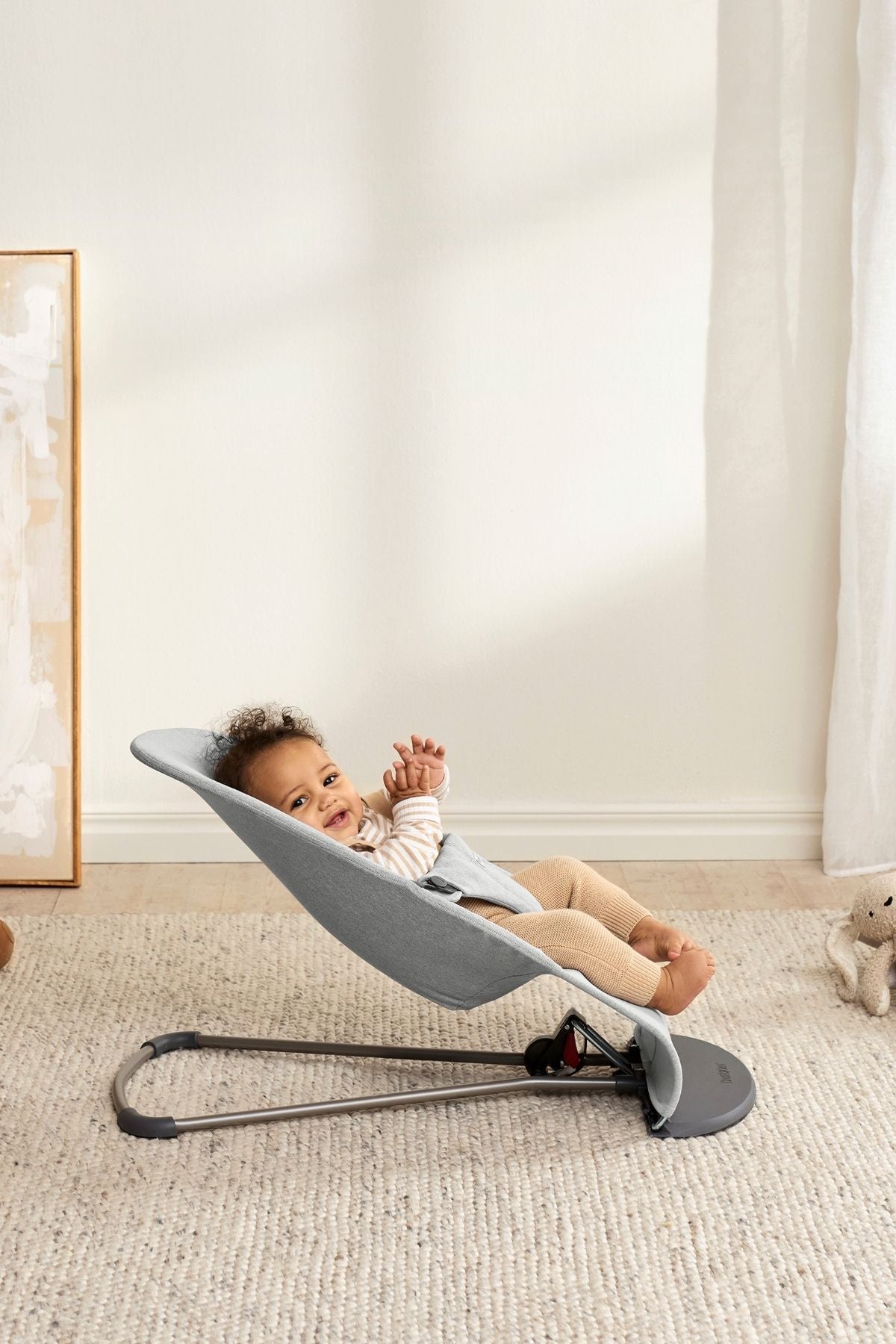 Bouncer Bliss in Woven Mélange Light Gray