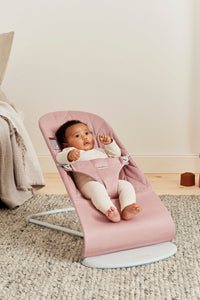 Bouncer Bliss Petal Quilt in Woven Dusty Pink