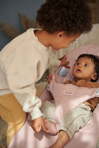 Bouncer Bliss Petal Quilt in Woven Dusty Pink