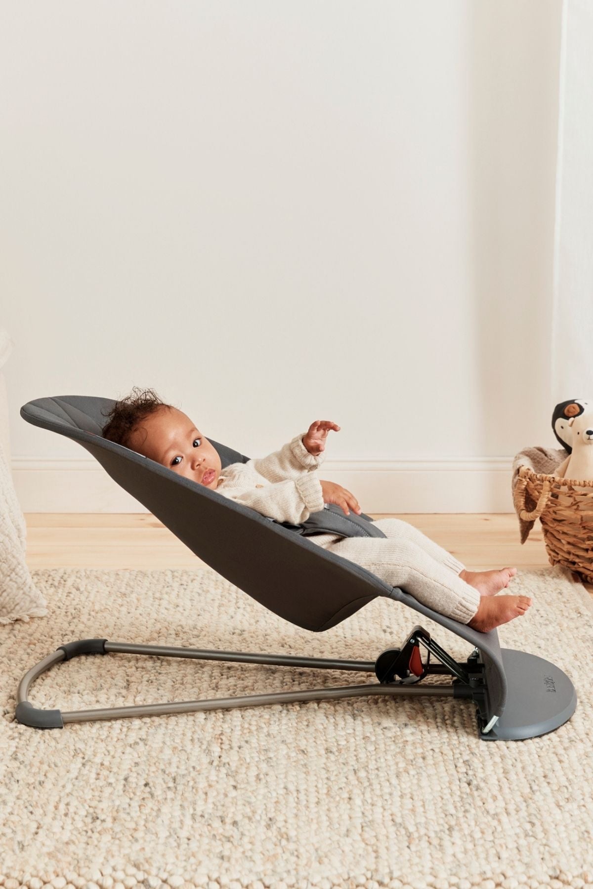 Bouncer Bliss in Petal Quilt Anthracite