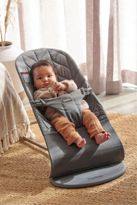 Bouncer Bliss in Petal Quilt Anthracite