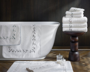 Jasmine Giza collection