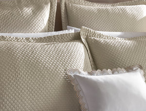Perla collection